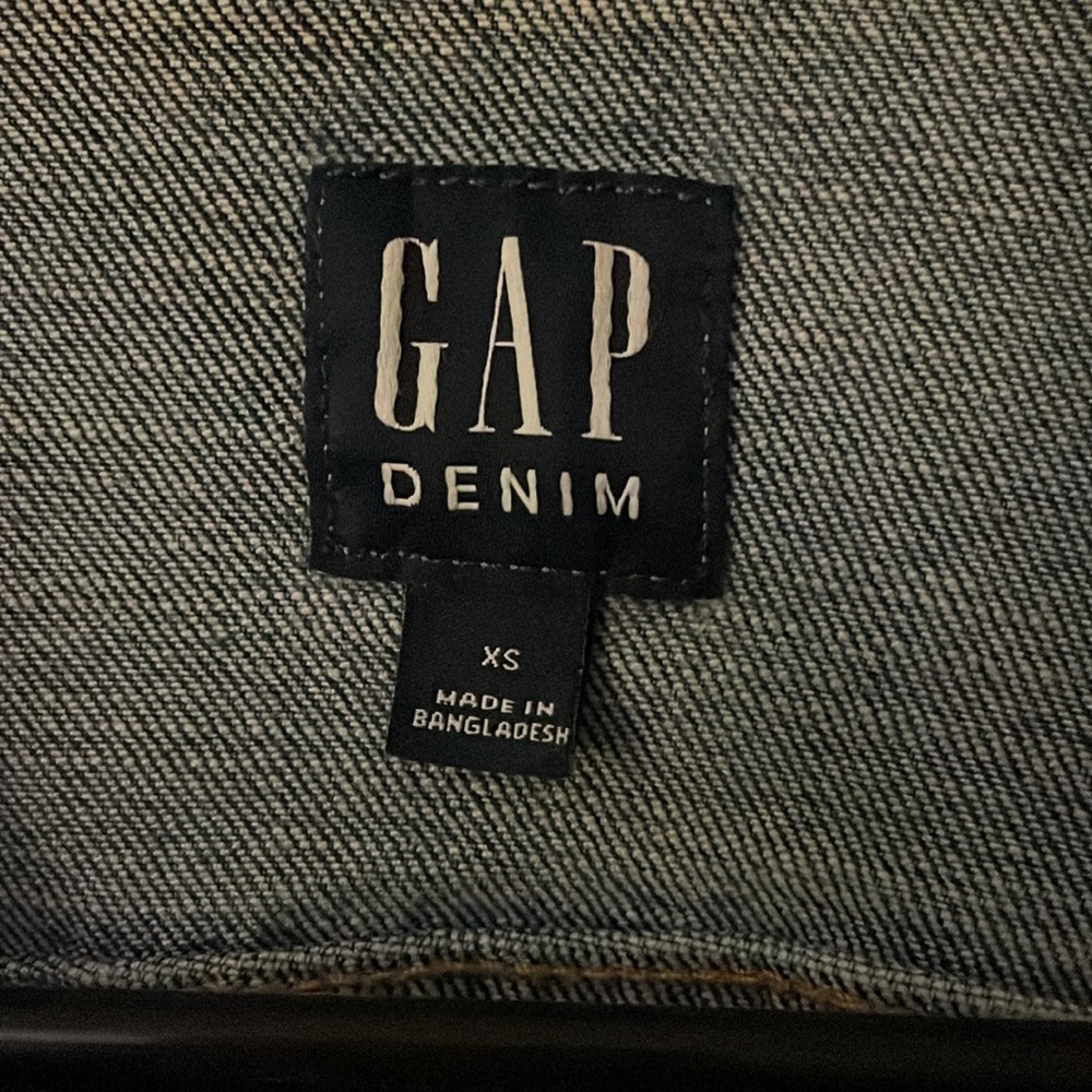 Quality Jean Jacket - Picture 3 of 5